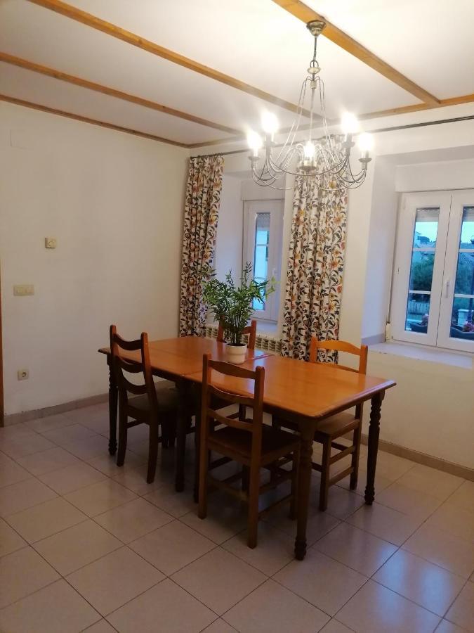 Albergue Cervera De Pisuerga Exteriör bild
